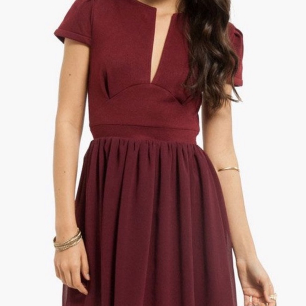 TOBI Burgundy Skater Dress with V-neck - M